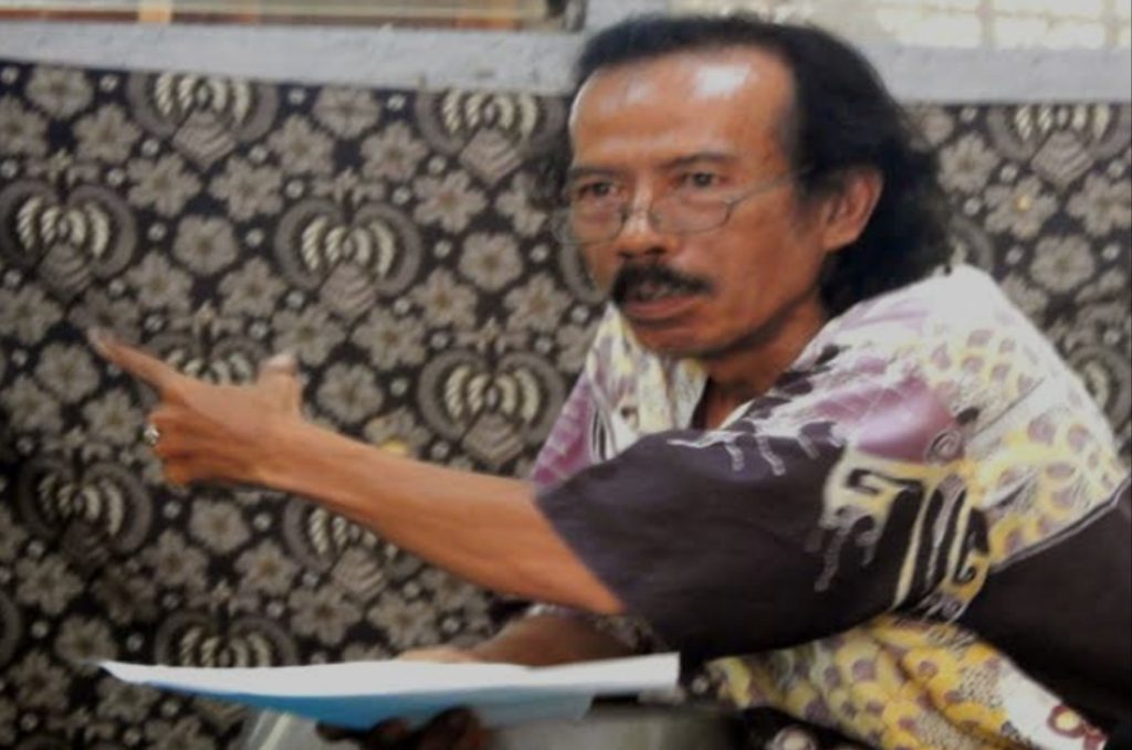 Sang "Nabi Penyair" Edy Samudra Kertagama (Foto: Dokumen Pribadi)