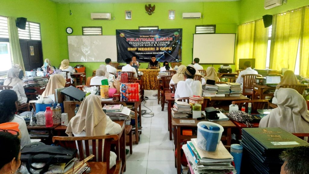 Suasana pelatihan di SMPN 3 Cepu (Foto: Gunawan) 